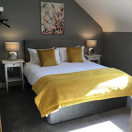 Knockaguilla House Bed & Breakfast 5*