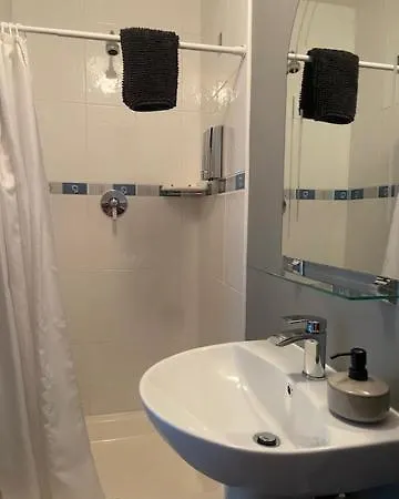 Knockaguilla House Bed & Breakfast 5*