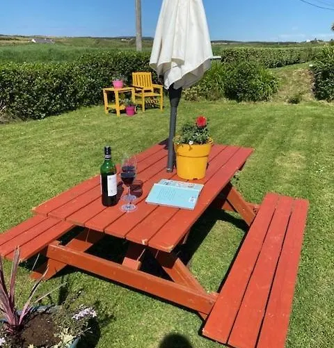 Knockaguilla House Bed & Breakfast 5*